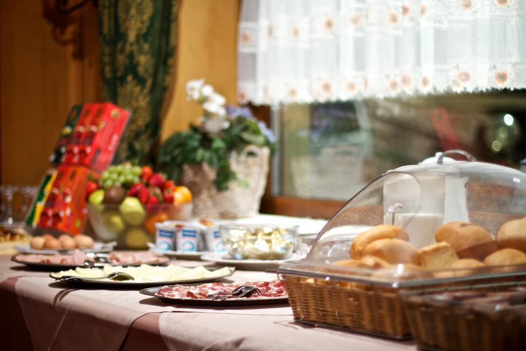 Hotel Dependance Sporting Livigno Zewnętrze zdjęcie